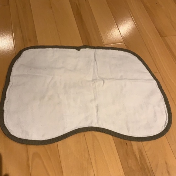 ✏️🆓 with $20purchase Travel Pillow & Kushies Pink & brown burp cloth for babies - Picture 6 of 16